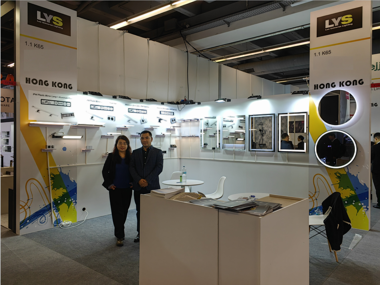 Onze LED Mirror-showcase op ISH Frankfurt 2023 - Nieuws - Ningbo Lux universe Lighting Technology Co., Ltd.